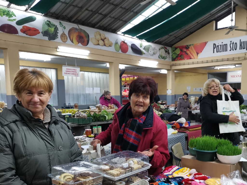 Tradicionalna akcija Komunalca: Zakupcima i kupcima podijeljene platnene vrećice 